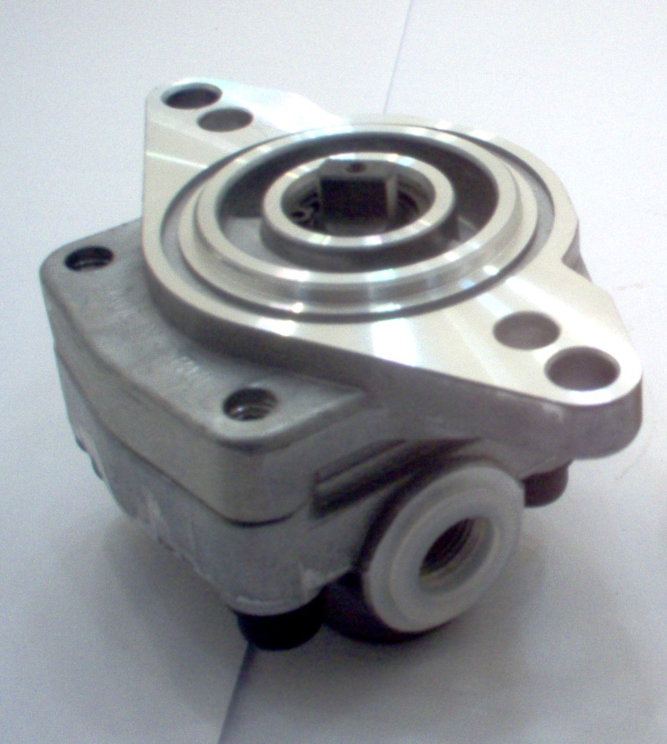 YP10-17R144 HYDRAULIC GEAR PUMP - White House Products, Ltd